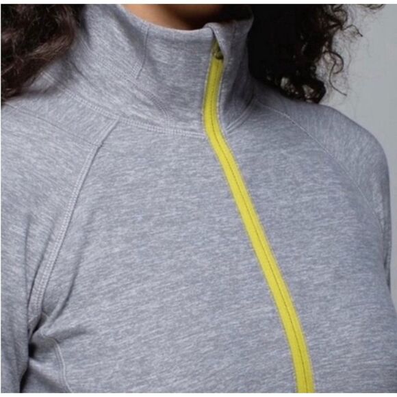 Lululemon Race Your Pace half zip Jacket. Womens. Sz 6 - Picture 16 of 16